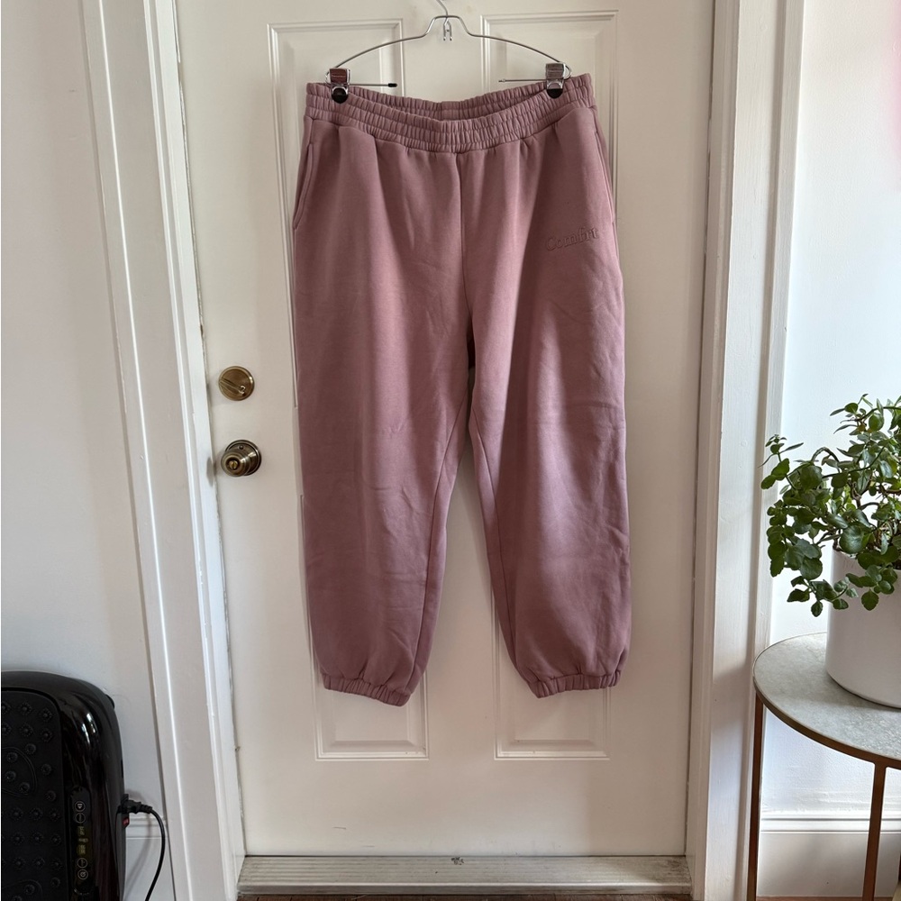 Women's Dusty Rose comfrt matching set - Hoodie and Pants - Picture 2 of 15